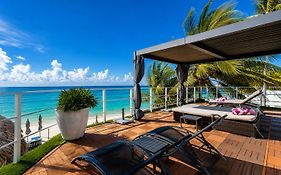 Luciana Hotel & Beach Club
